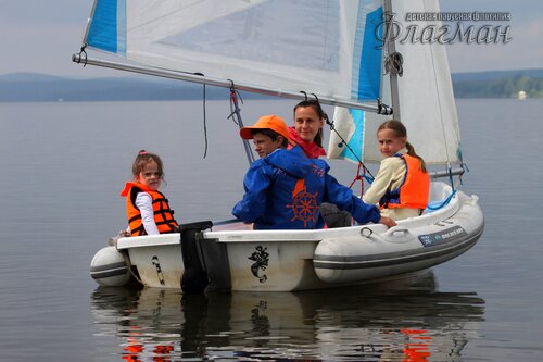 Фоторепортаж с парусной практики флотилии Флагман, прошедшей в июне 2017 года.